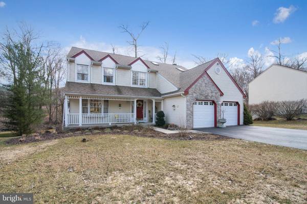 4336 TROPHY DR, Upper Chichester, PA 19061