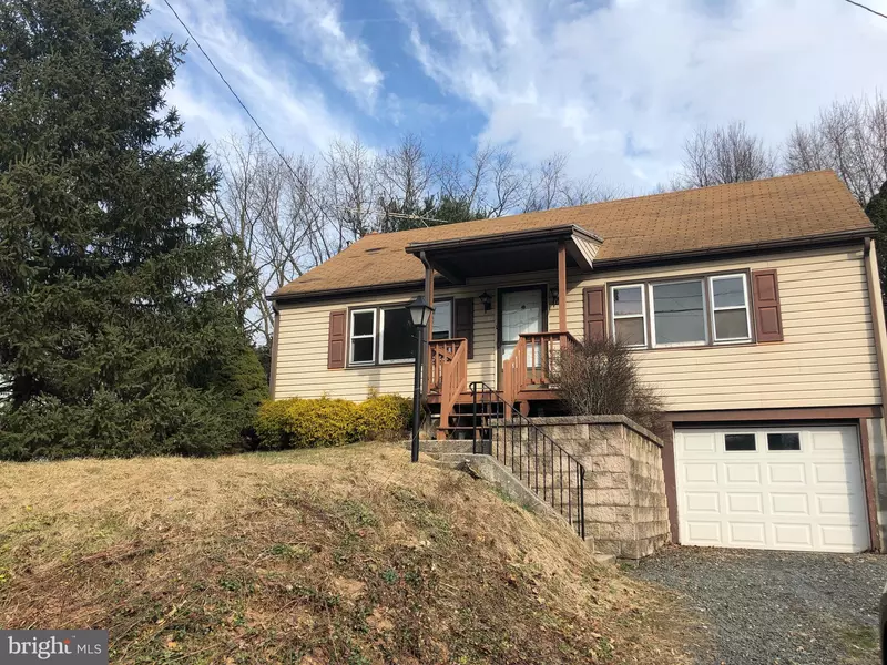 5141 BERNVILLE RD, Bernville, PA 19506