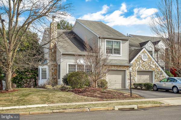 1001 EAGLE LN, Doylestown, PA 18901