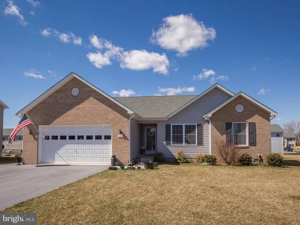 61 BISHOP, Inwood, WV 25428