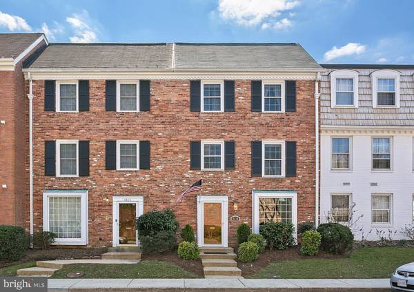 6815 MARKET SQUARE DR, Mclean, VA 22101