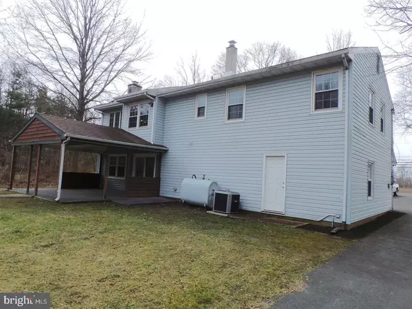 Chesterfield, NJ 08515,35 BORDENTOWN CHESTERFIELD