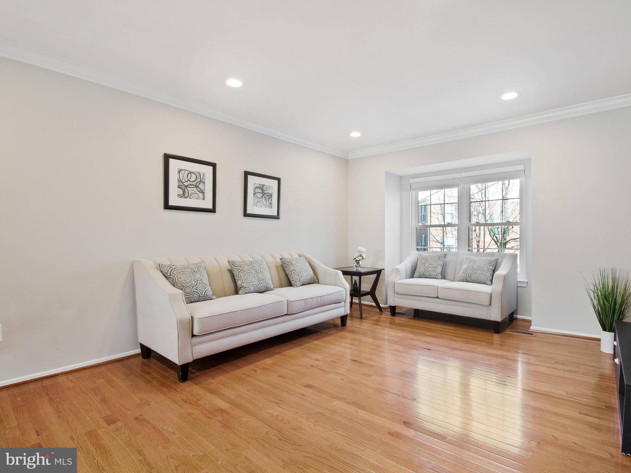 Rockville, MD 20850,633 IVY LEAGUE LN #23-140