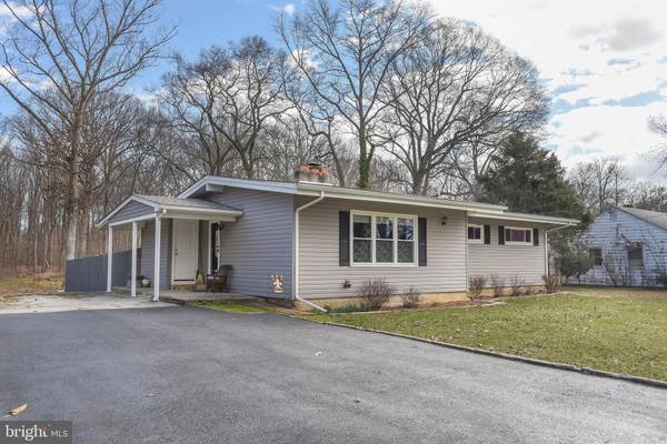 2856 WRANGLE HILL RD, Bear, DE 19701