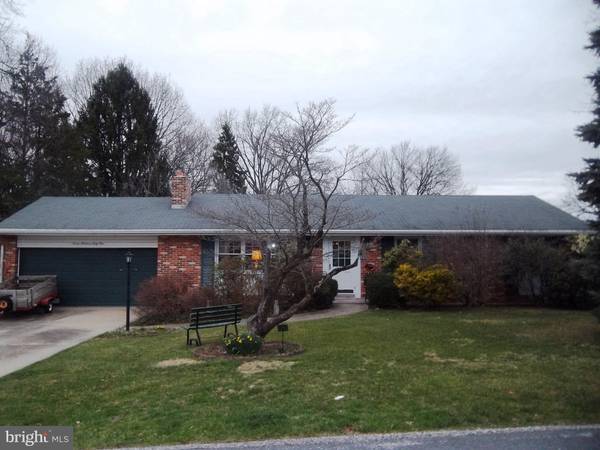 761 HILLCREST RD, York, PA 17403