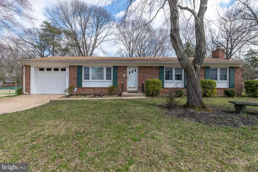 241 KENNEDY DR, Severna Park, MD 21146