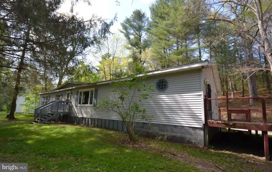 38 APPALACHIAN TRAIL RD, Gardners, PA 17324