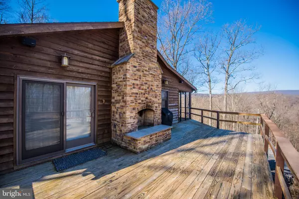 Great Cacapon, WV 25422,475 SENECA RIDGE ROAD