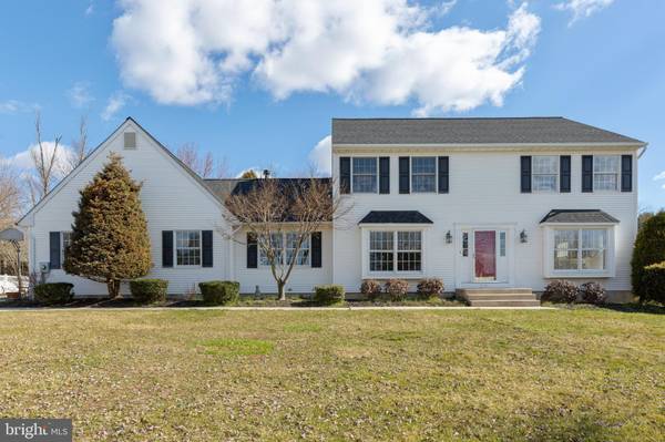 13 HIGH MEADOWS DR, Mullica Hill, NJ 08062