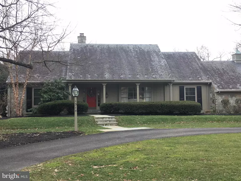 1314 HILLCREST RD, Lancaster, PA 17603