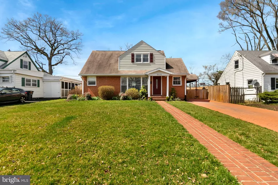 6520 CAVALIER DR, Alexandria, VA 22307