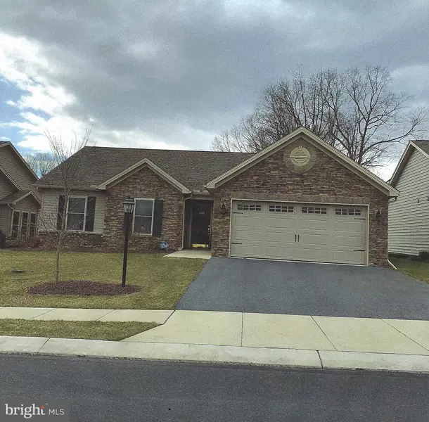 105 THORNCROFT DR, Mechanicsburg, PA 17050