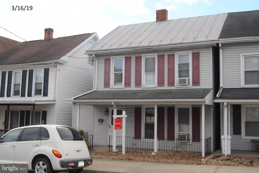 20 E THIRD ST, Waynesboro, PA 17268