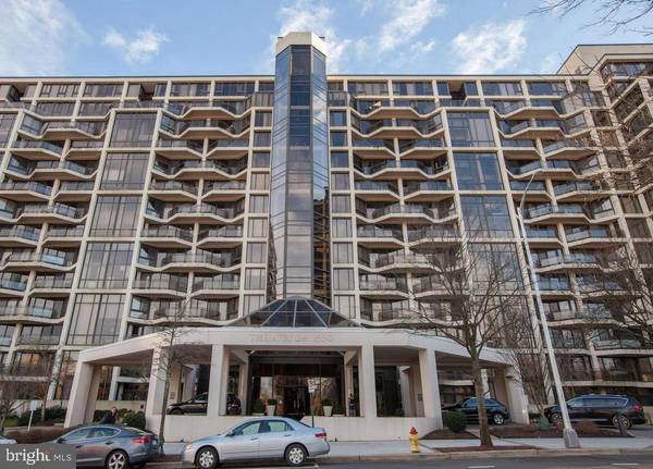 1530 KEY BLVD #324, Arlington, VA 22209