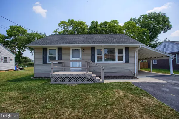 25 MAPLE DR, Mechanicsburg, PA 17050