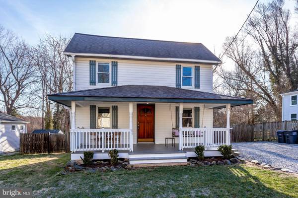 7 CEDAR ST, Round Hill, VA 20141