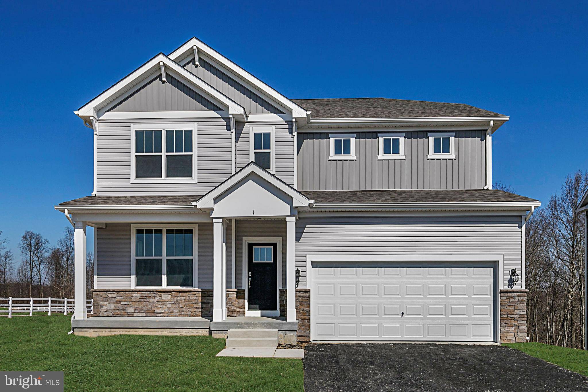 1 CLAYTON LN, Downingtown, PA 19335