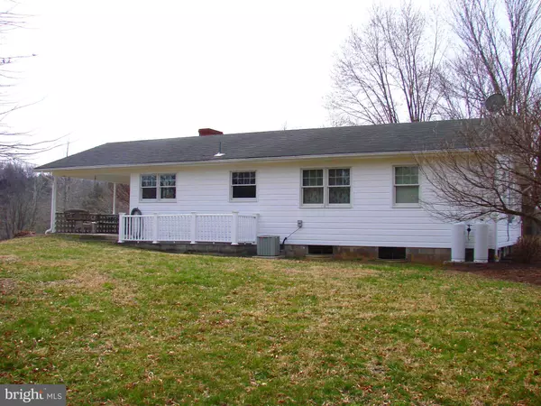 Luray, VA 22835,353 SHENANDOAH DR