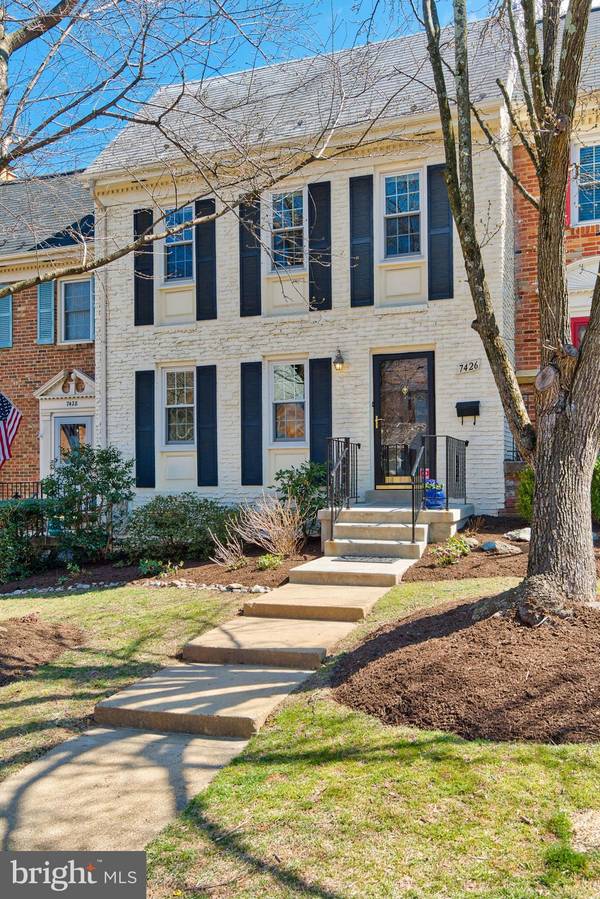 7426 HALLCREST DR, Mclean, VA 22102