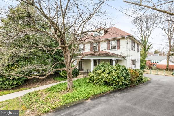 6 E HILLCREST AVE, Havertown, PA 19083