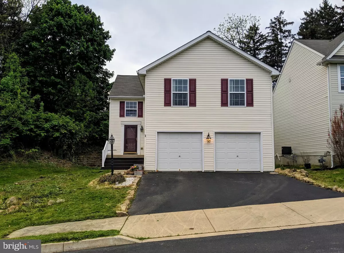 Manchester, PA 17345,1 AZALEA CT