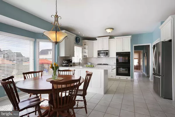 Hillsborough, NJ 08844,117 LABAW CT