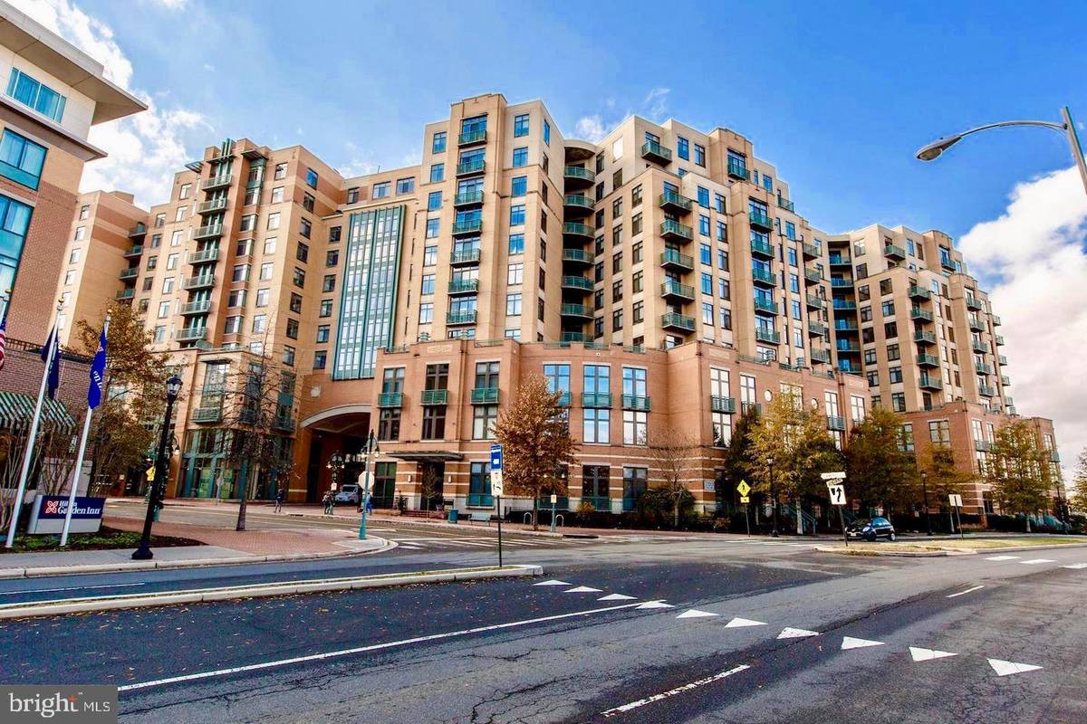 Arlington, VA 22206,2720 S ARLINGTON MILL DR #1102