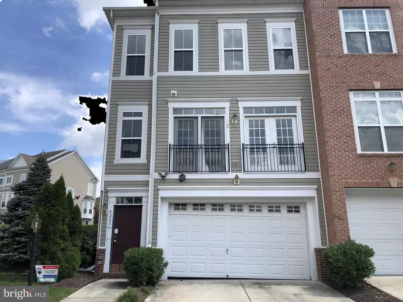 4223 TALMADGE CIR, Suitland, MD 20746