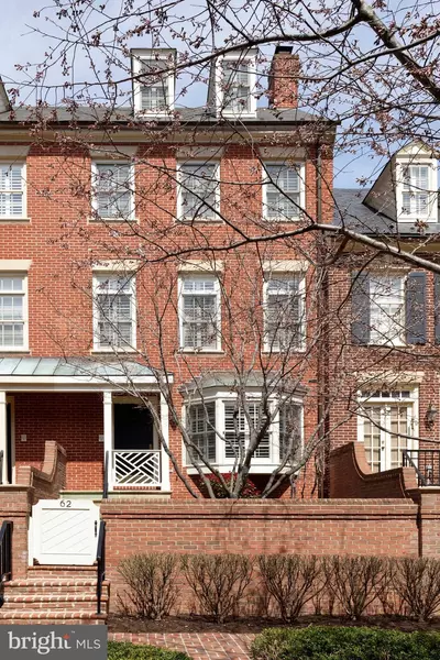 62 WOLFE ST, Alexandria, VA 22314