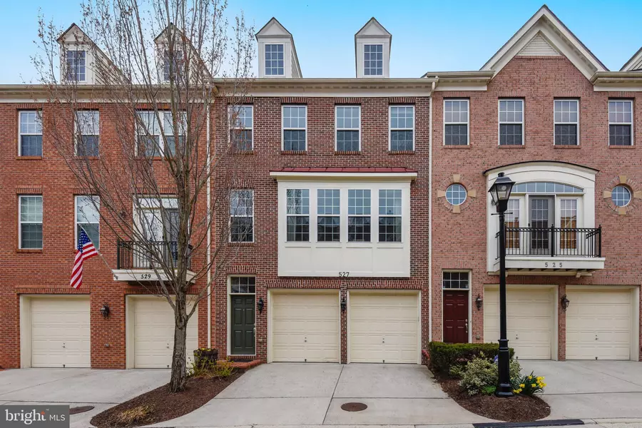 527 TRIADELPHIA WAY, Alexandria, VA 22312