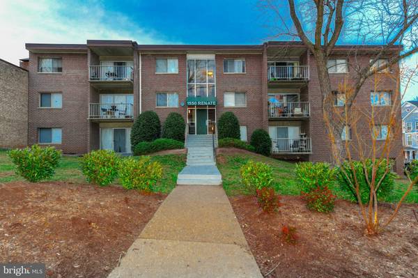 1550 RENATE DR #T1, Woodbridge, VA 22192