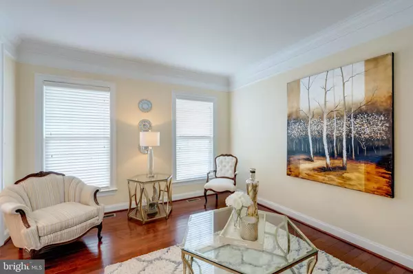 Leesburg, VA 20176,43853 RIVERPOINT DR