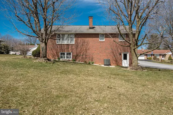 Palmyra, PA 17078,630 W PAJABON DR