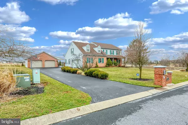 York, PA 17404,1355 HAMBILTONIAN WAY