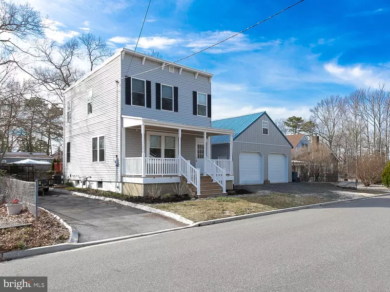 810 MONMOUTH AVE, Ocean Gate, NJ 08740