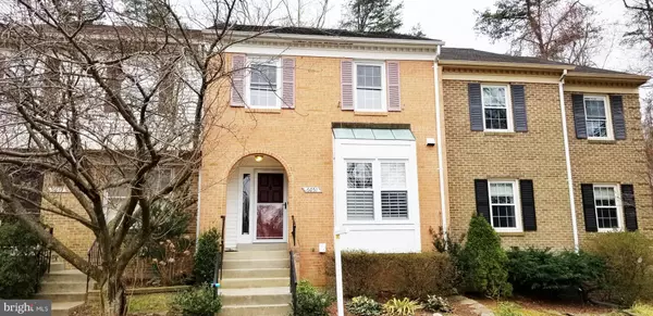 6051 CROWN ROYAL CIR, Alexandria, VA 22310