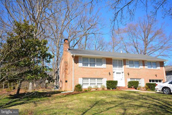 3908 WOODBURN RD, Annandale, VA 22003