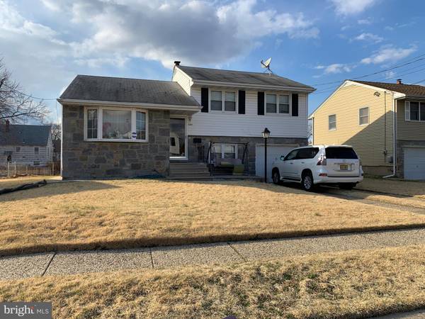 5501 EDWARDS AVE, Pennsauken, NJ 08109