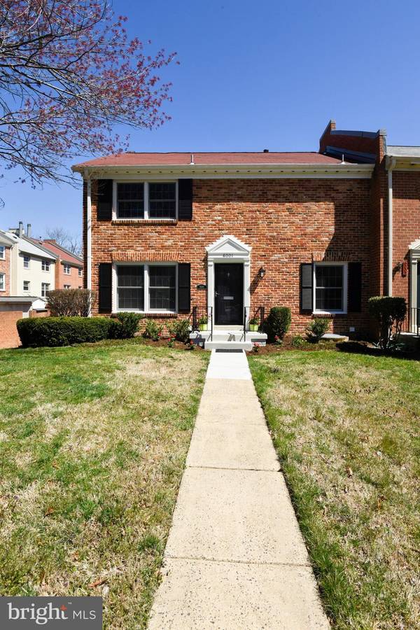 Springfield, VA 22152,6001 STONEYGATE CT