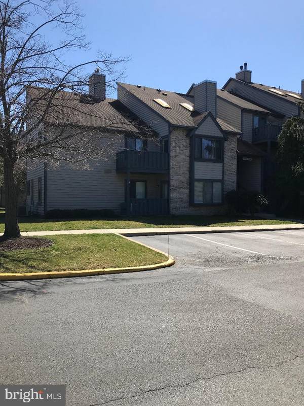 4303-B ABERDEEN DR, Mount Laurel, NJ 08054