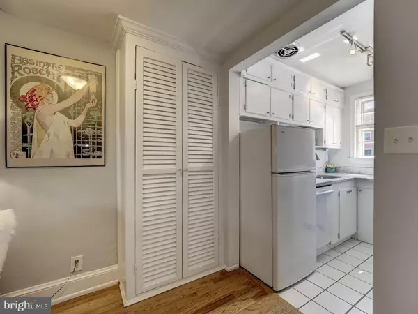 Washington, DC 20003,11 BROWNS CT SE