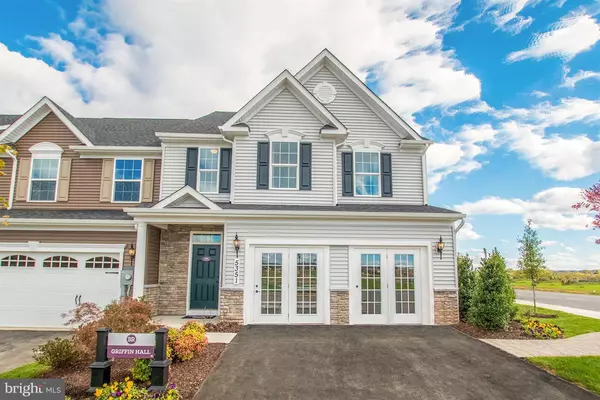 504 AUTUMN OLIVE DR, Frederick, MD 21703