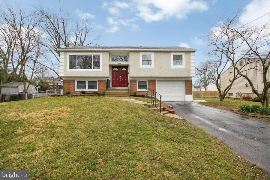 1066 W SOMERDALE RD, Somerdale, NJ 08083