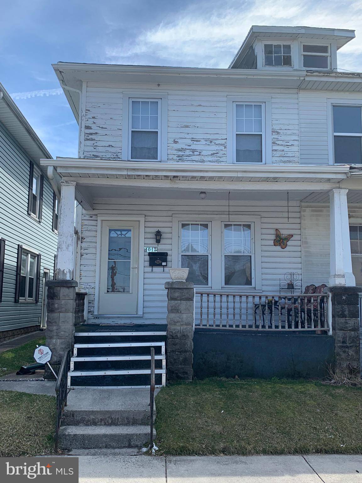 York, PA 17403,1012 E PHILADELPHIA ST