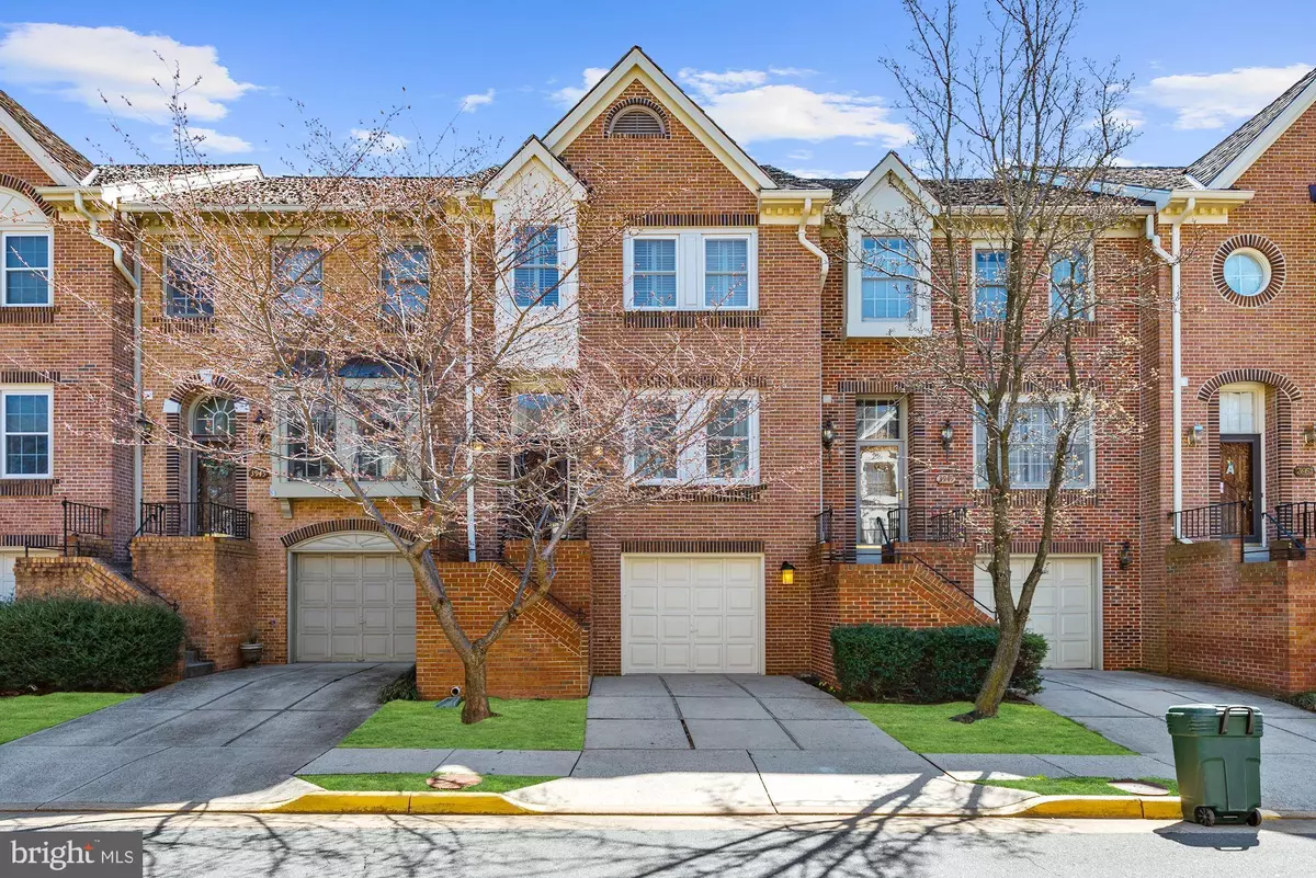 Fairfax, VA 22033,3947 VALLEY RIDGE DR