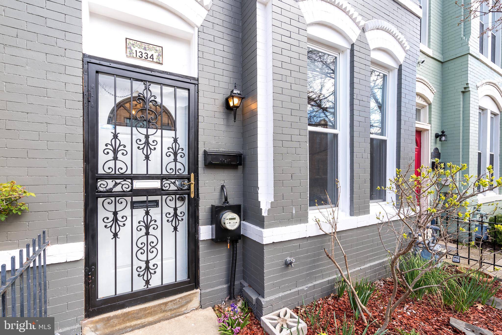 Washington, DC 20002,1334 EMERALD ST NE