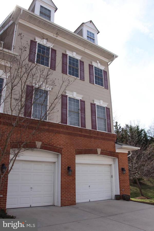 8979 HARROVER PL #79B, Lorton, VA 22079