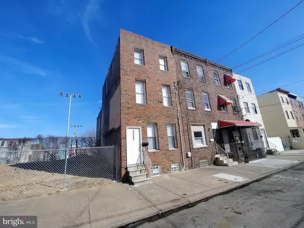 2523 N MASCHER ST, Philadelphia, PA 19133