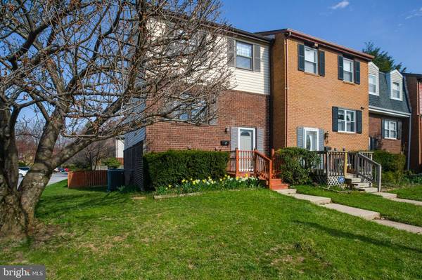 17 PICKERSGILL SQ, Owings Mills, MD 21117