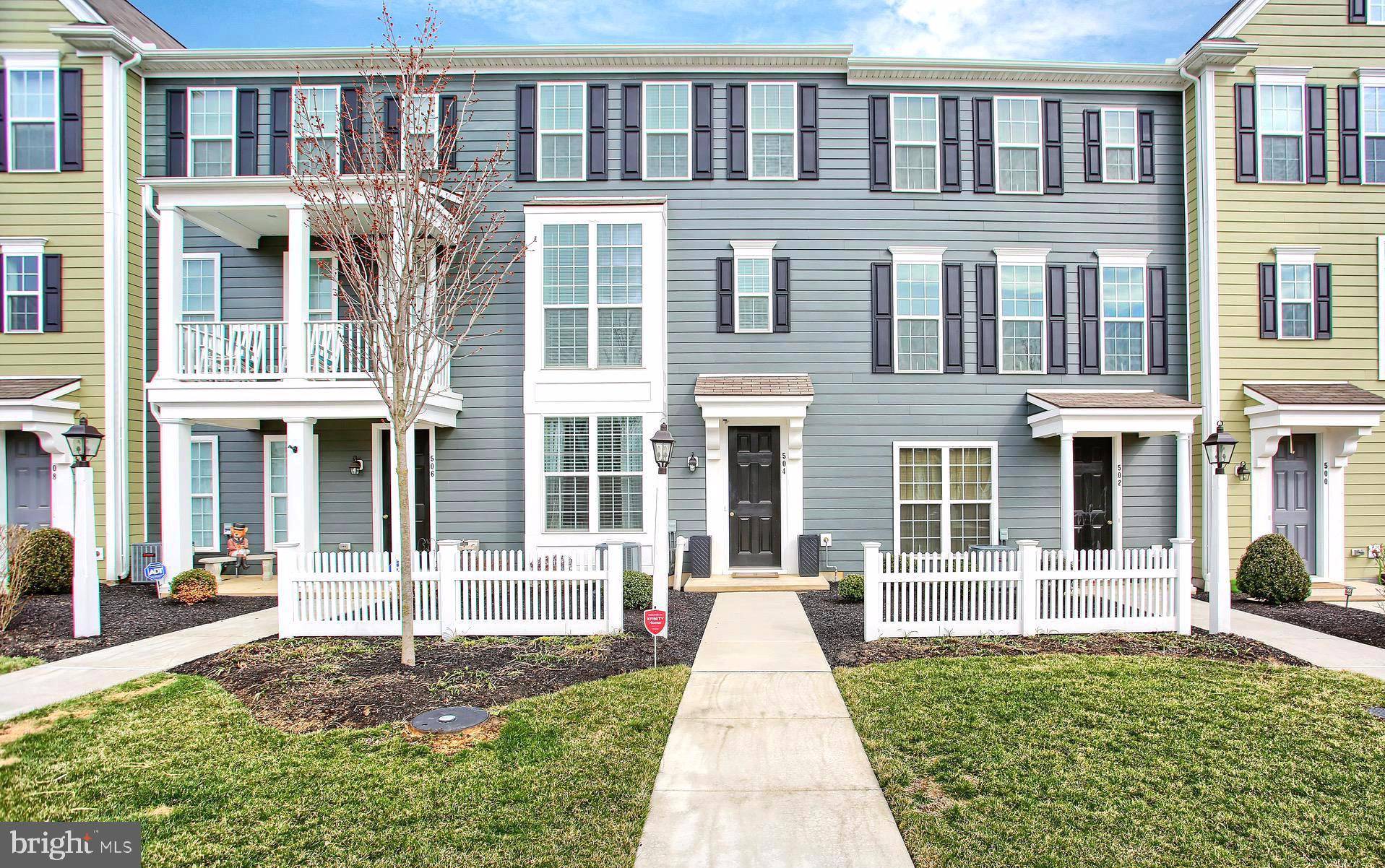 504 OLD FARM LN, Mechanicsburg, PA 17050